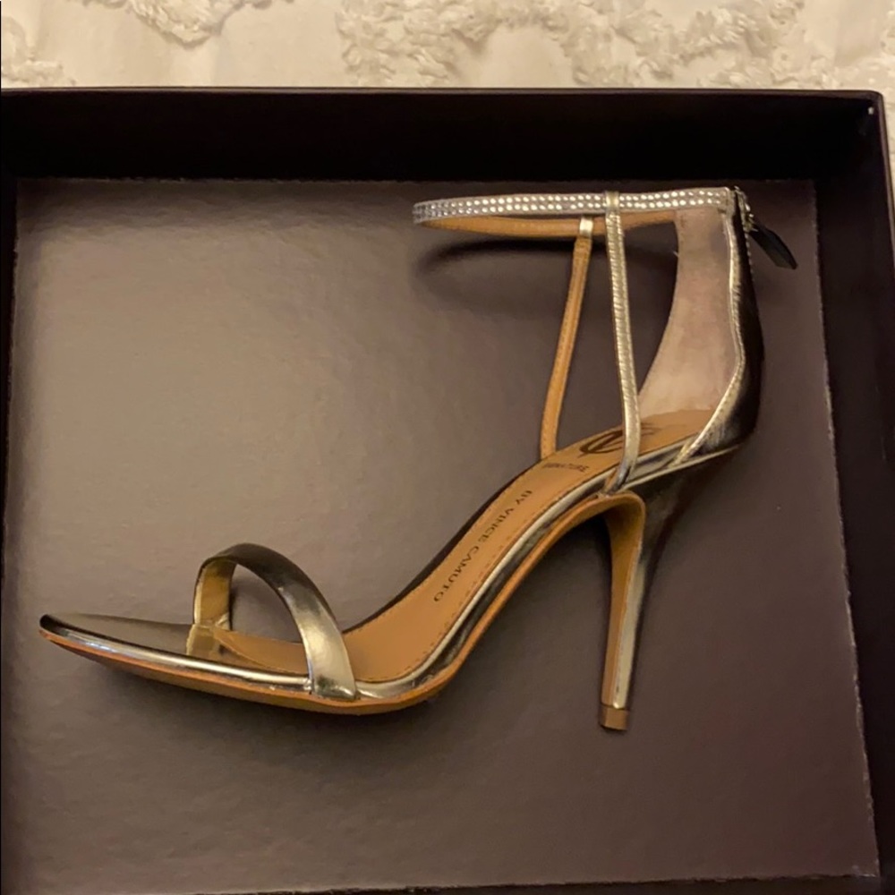 Vince Camuto silver/gold stilettos